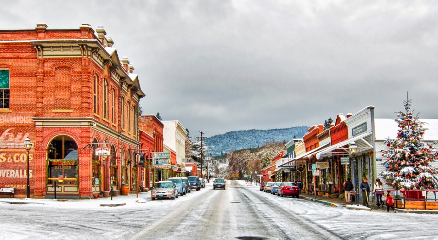 Celebrate the Holidays in Jacksonville | Christmas in Oregon