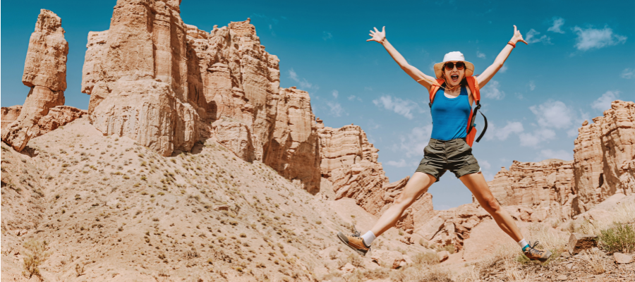 Travel therapist on hike (1)