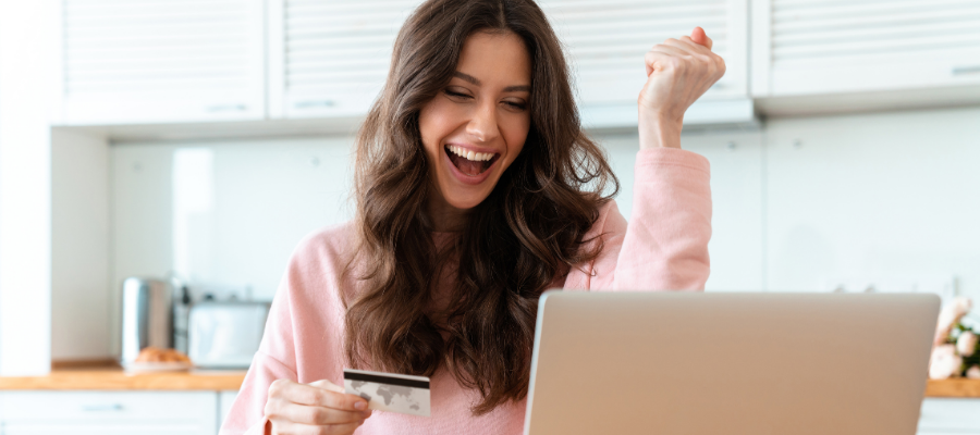 Travel therapist using credit card