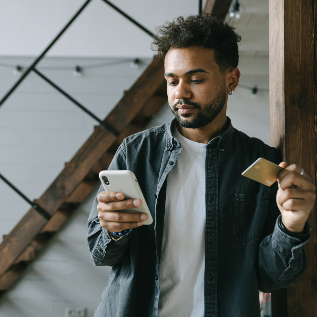 Travel therapist using credit rewards