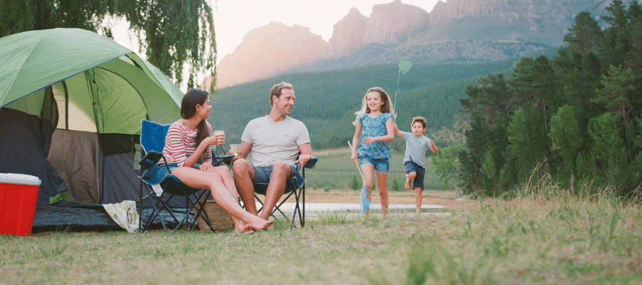 Travel therapist with family on vacation